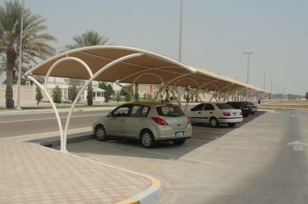 فن المملكة للمظلات وبناء ملاحق لتركيب أحدث مظلات السيارات بجدة